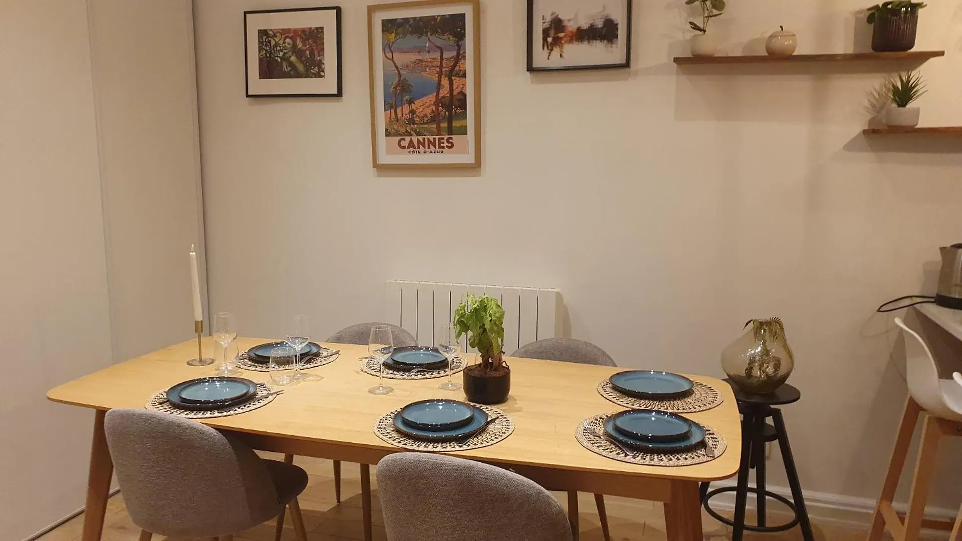 Center Paris, Amusing2Bed Room,68Sqm-5 Mins Eiffel Tour And Louvre Meusm ,Gare Montparnasse ,Front Metro 0*, Paris