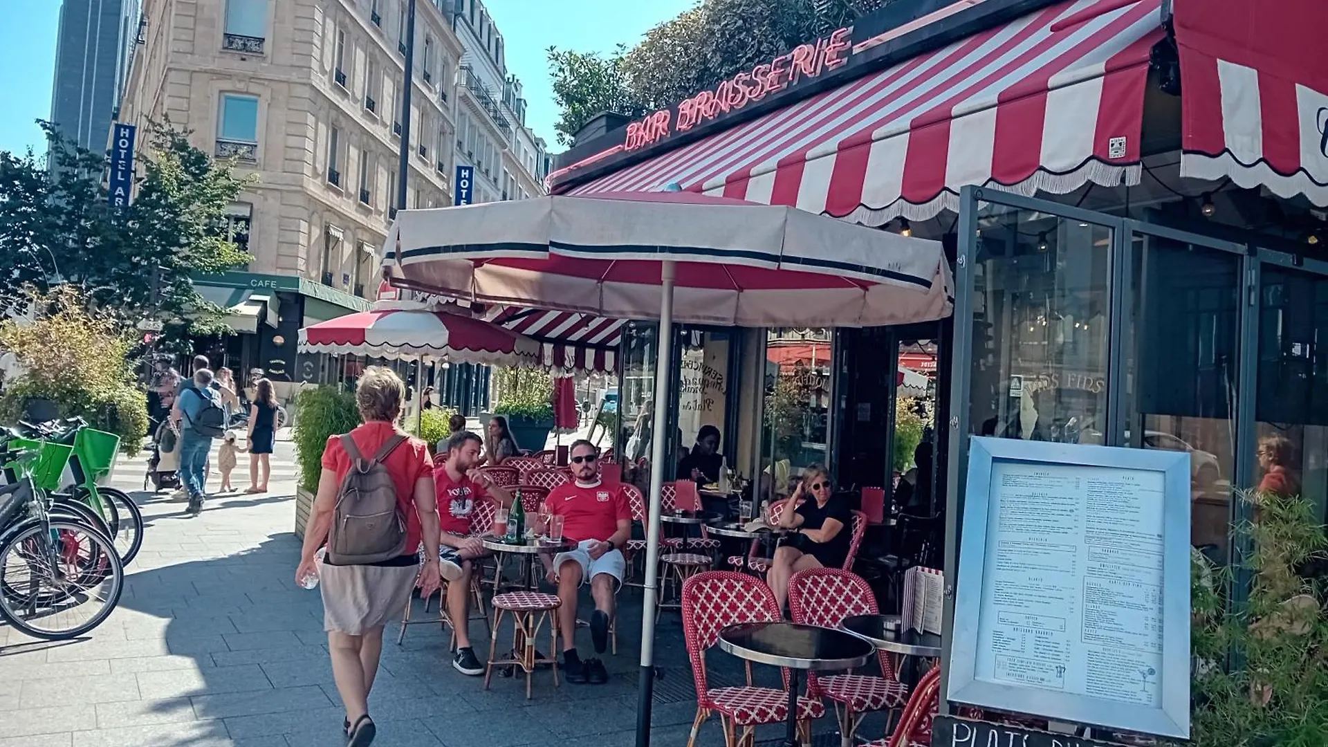 Center Paris, Amusing2Bed Room,68Sqm-5 Mins Eiffel Tour And Louvre Meusm ,Gare Montparnasse ,Front Metro France