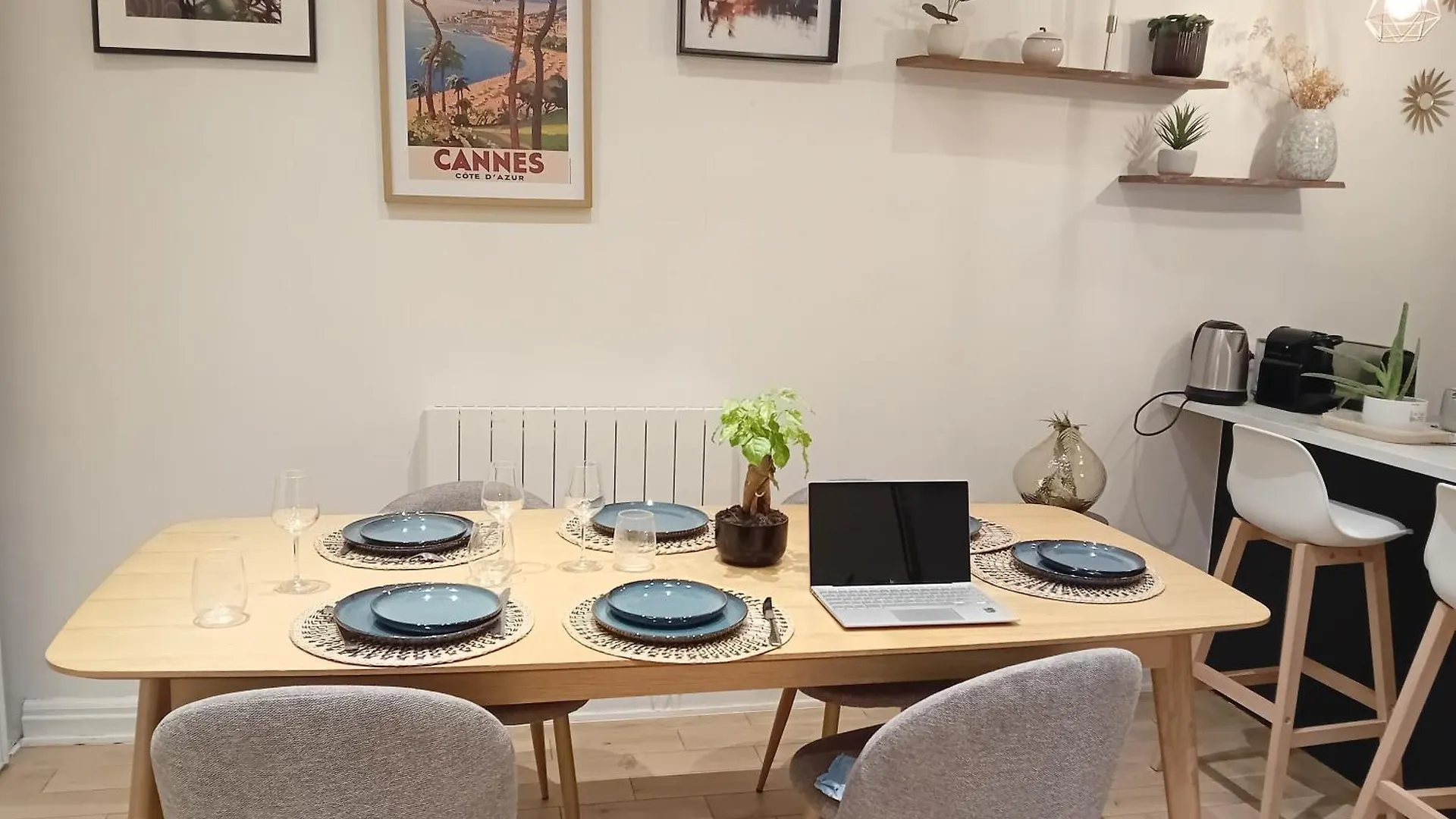 Apartment Center Paris, Amusing2Bed Room,68Sqm-5 Mins Eiffel Tour And Louvre Meusm ,Gare Montparnasse ,Front Metro France